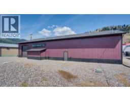 1453 Dyffryn Road, Lumby, BC V0E2G0 Photo 43