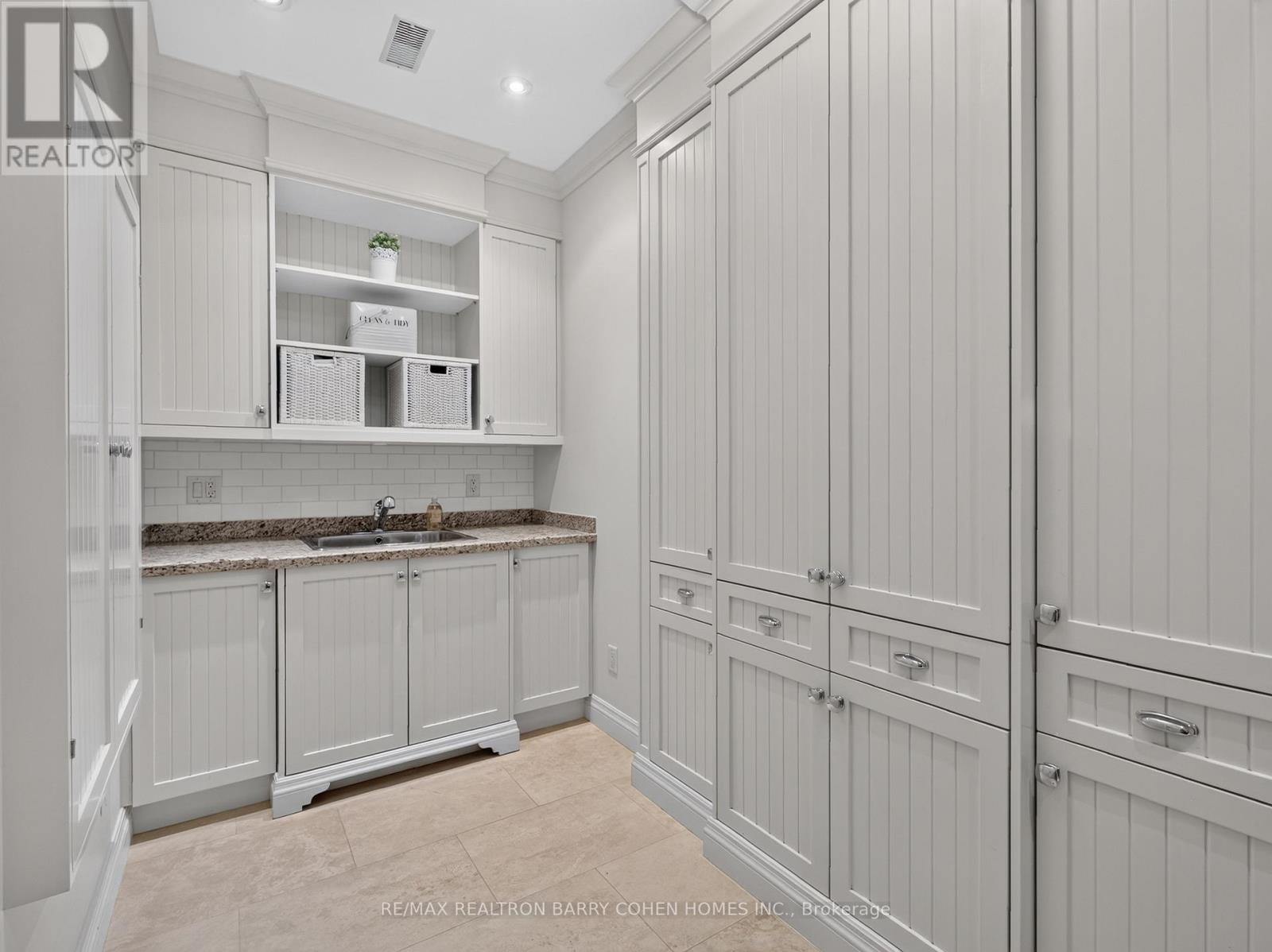 21 DON RIDGE DRIVE - Image 44