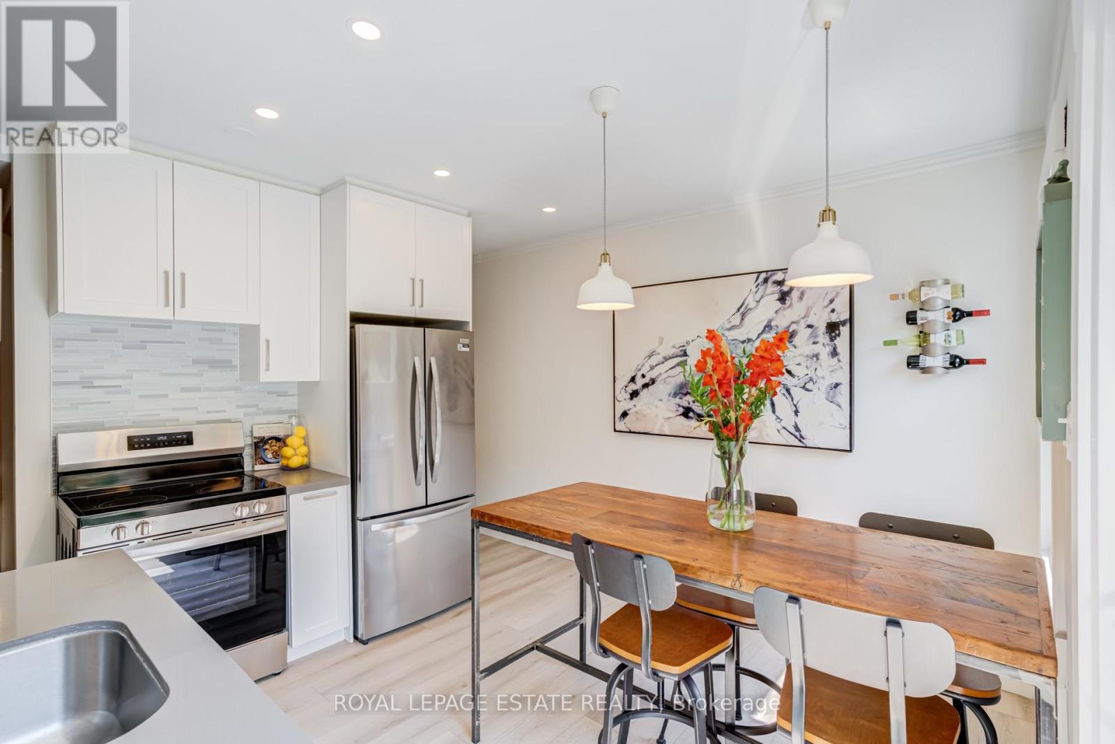 43 FAIRFORD AVENUE - 10