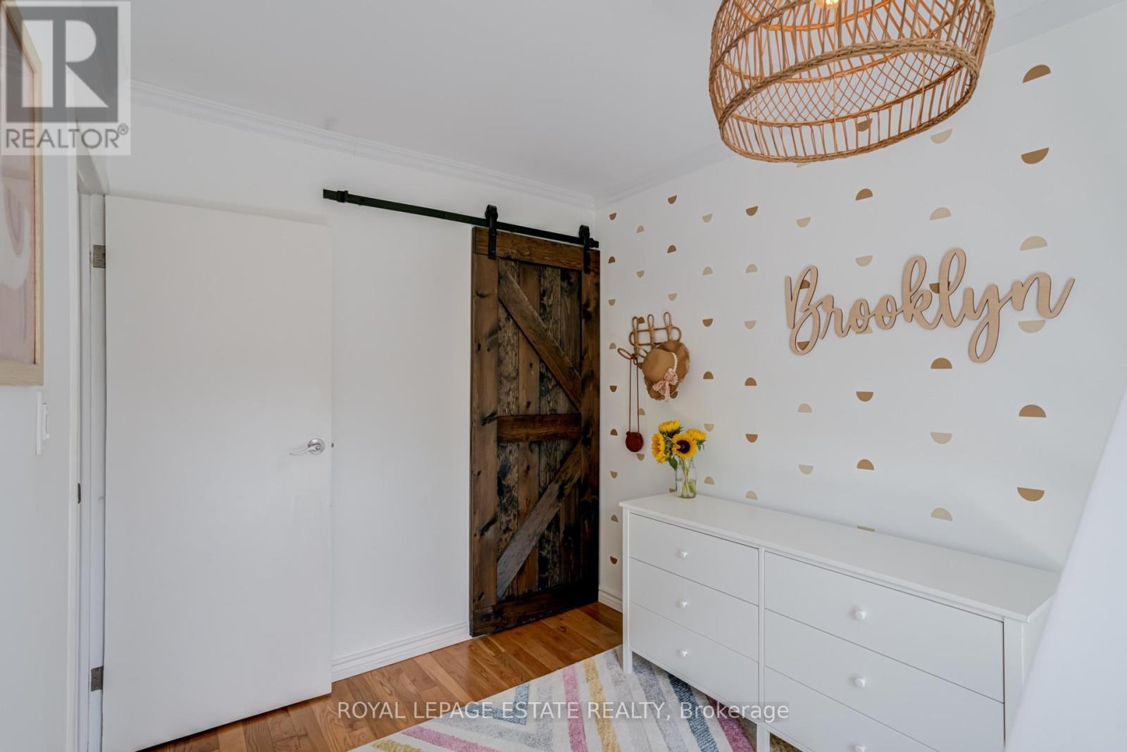43 FAIRFORD AVENUE - 21