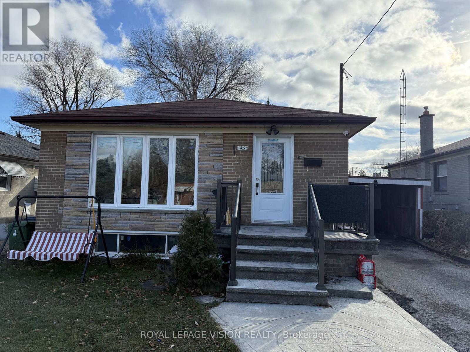 Photo of 43 Par Avenue
