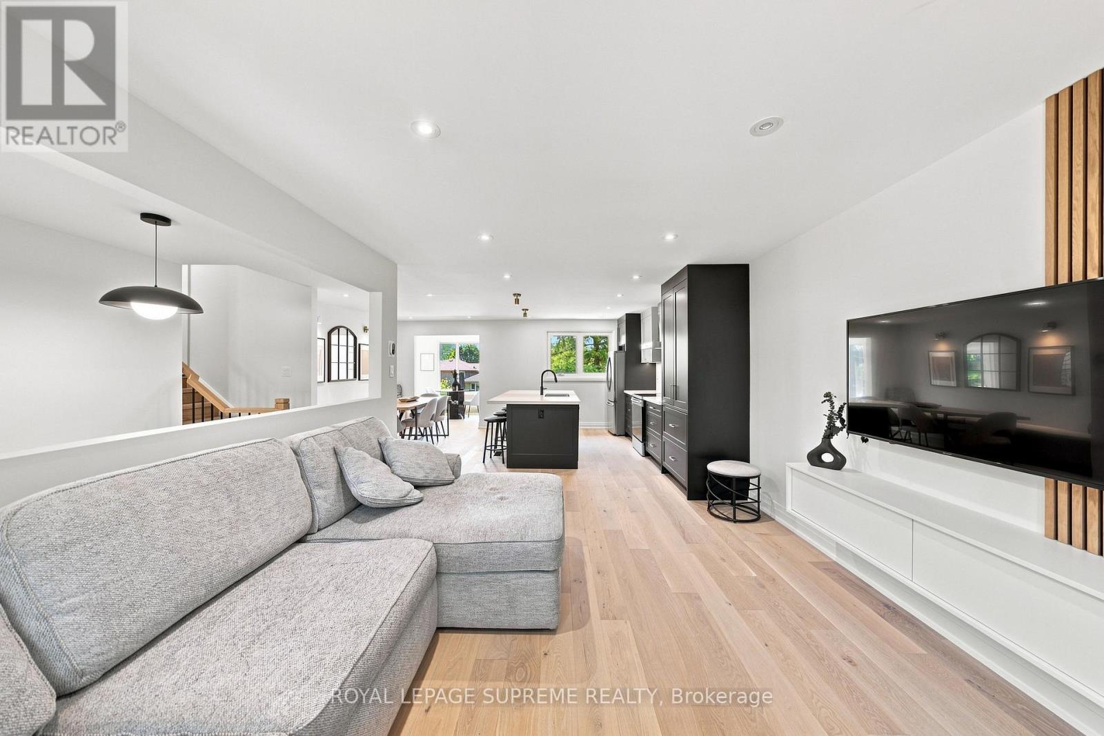 26 CROWN CRESCENT - Image 23