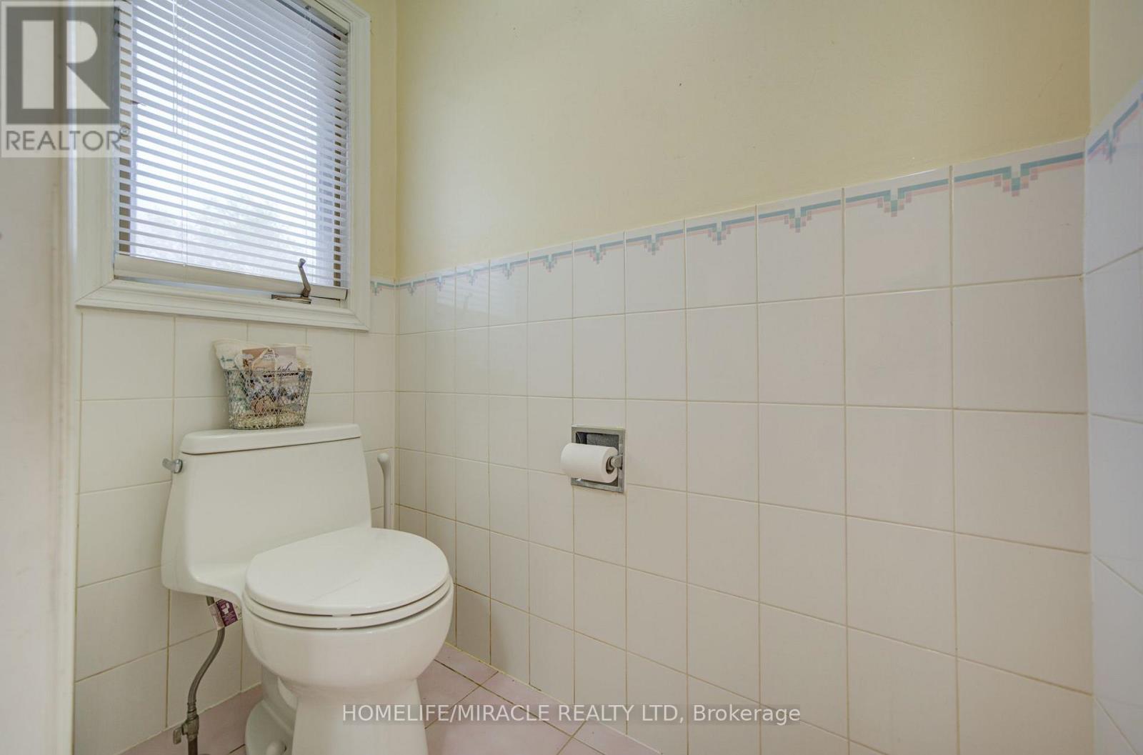 756 KINGSMERE AVENUE - Image 29