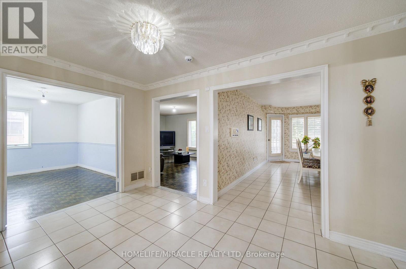 756 KINGSMERE AVENUE - Image 8