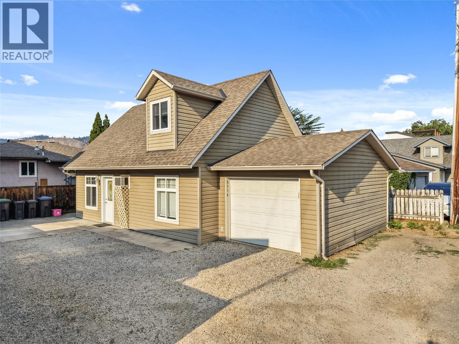 811 Martin Avenue, Kelowna