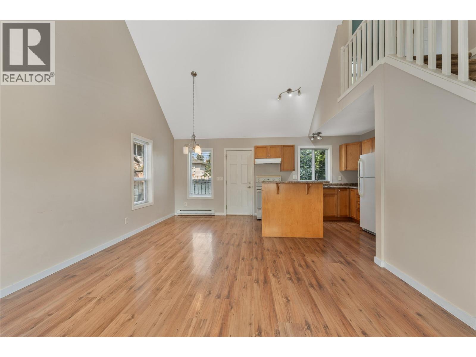 811 Martin Avenue, Kelowna