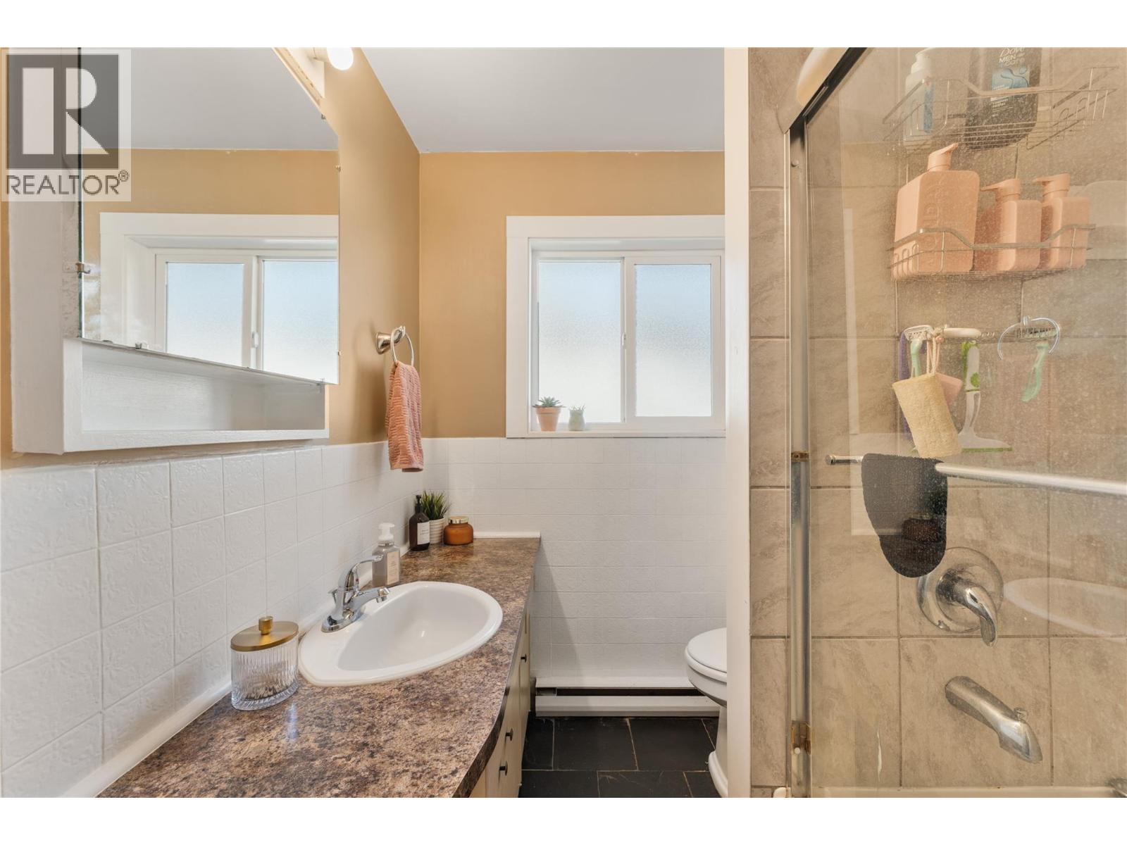 811 Martin Avenue, Kelowna