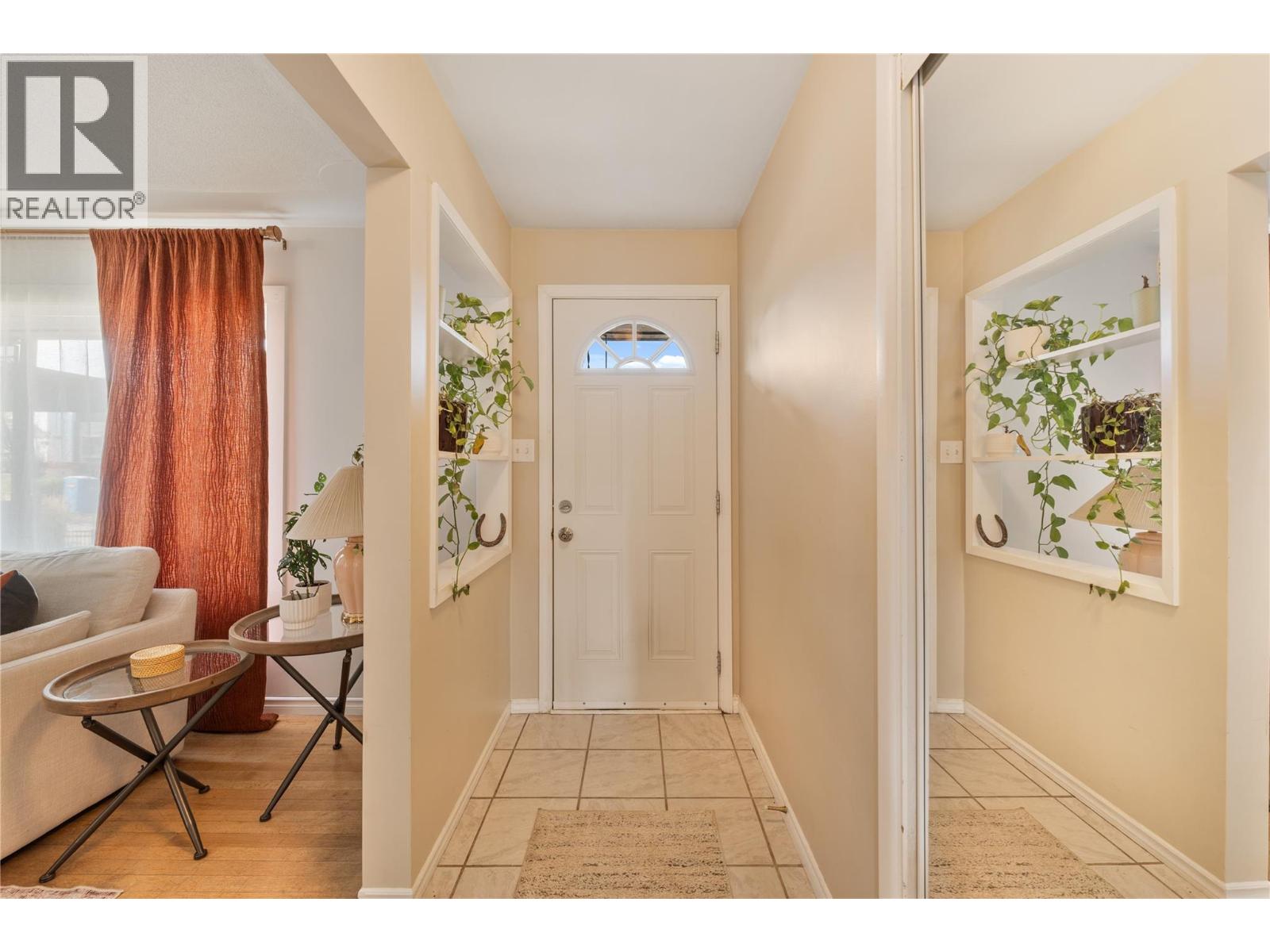 811 Martin Avenue, Kelowna