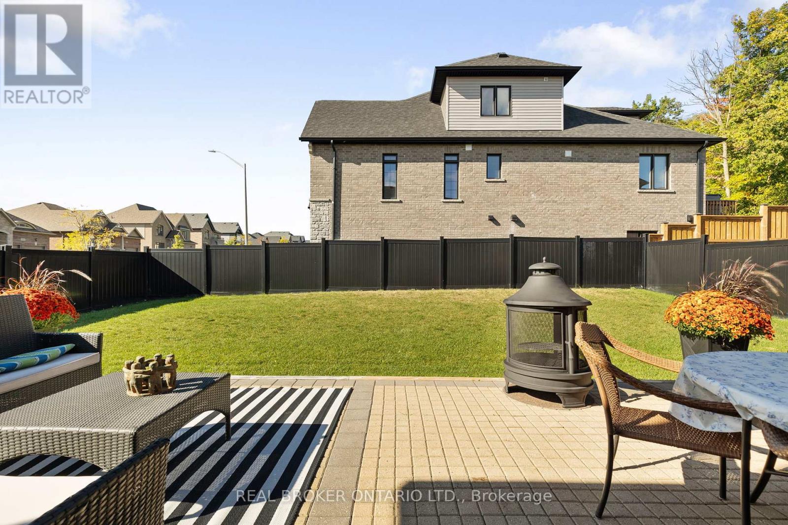 3032 MONARCH DRIVE - Image 36