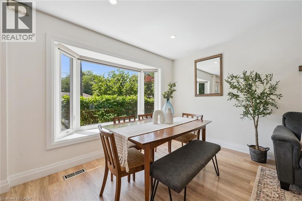 475 STEVENSON Street N - 15