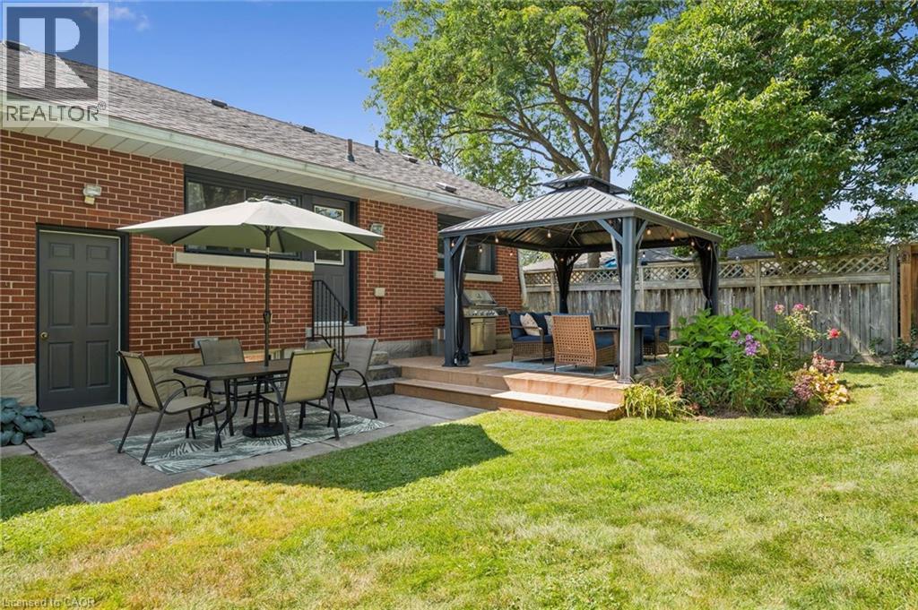 475 STEVENSON Street N - Image 33
