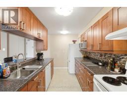 Bedroom - 404 - 4205 Shipp Drive, Mississauga, ON L4Z2Y9 Photo 6