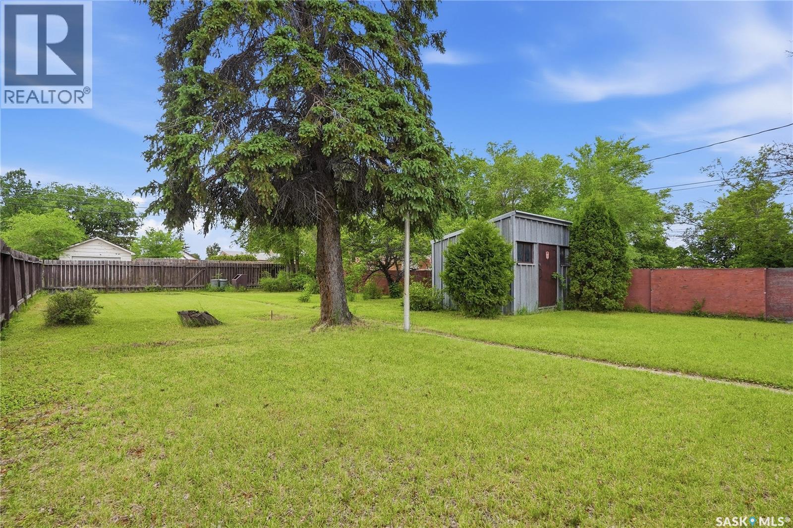 201 P AVENUE N - Image 34