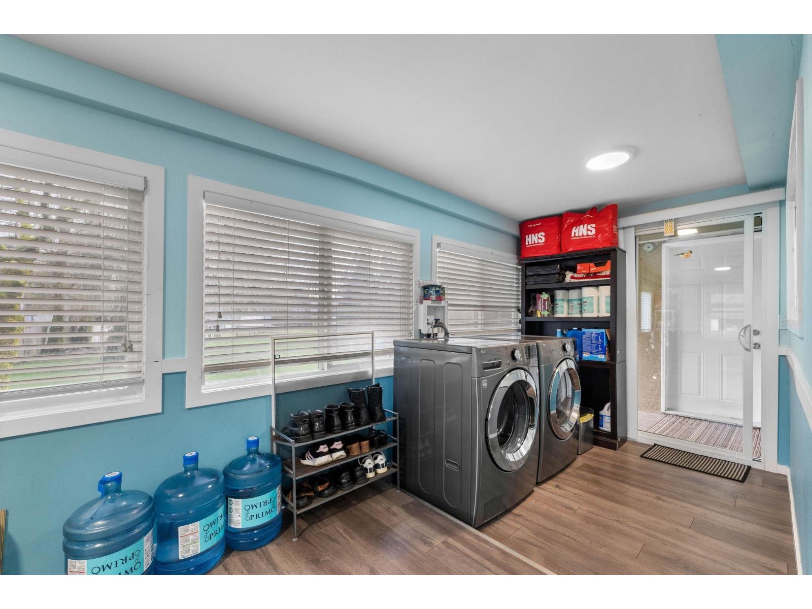 23038 FRASER HIGHWAY, Langley