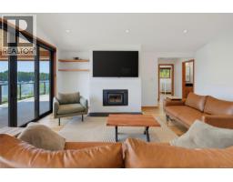 479 Montague Park Rd, Galiano Island, BC V0N1P0 Photo 19