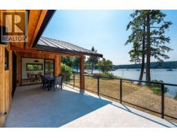 479 Montague Park Rd, Galiano Island, BC V0N1P0 Photo 41