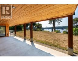 479 Montague Park Rd, Galiano Island, BC V0N1P0 Photo 69