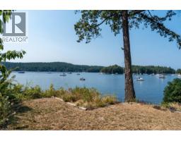 479 Montague Park Rd, Galiano Island, BC V0N1P0 Photo 72