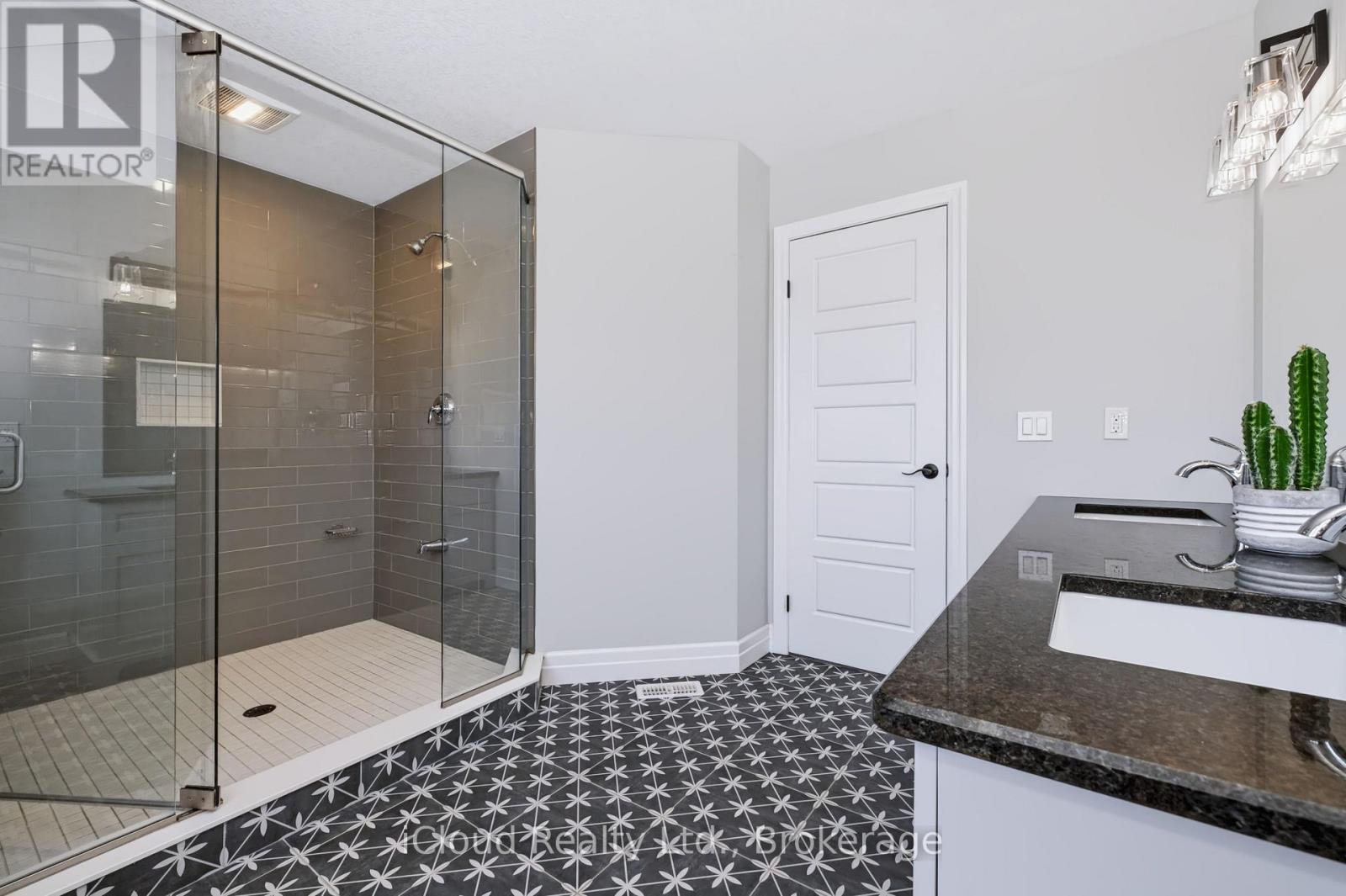 94 BEECH BOULEVARD - Image 27