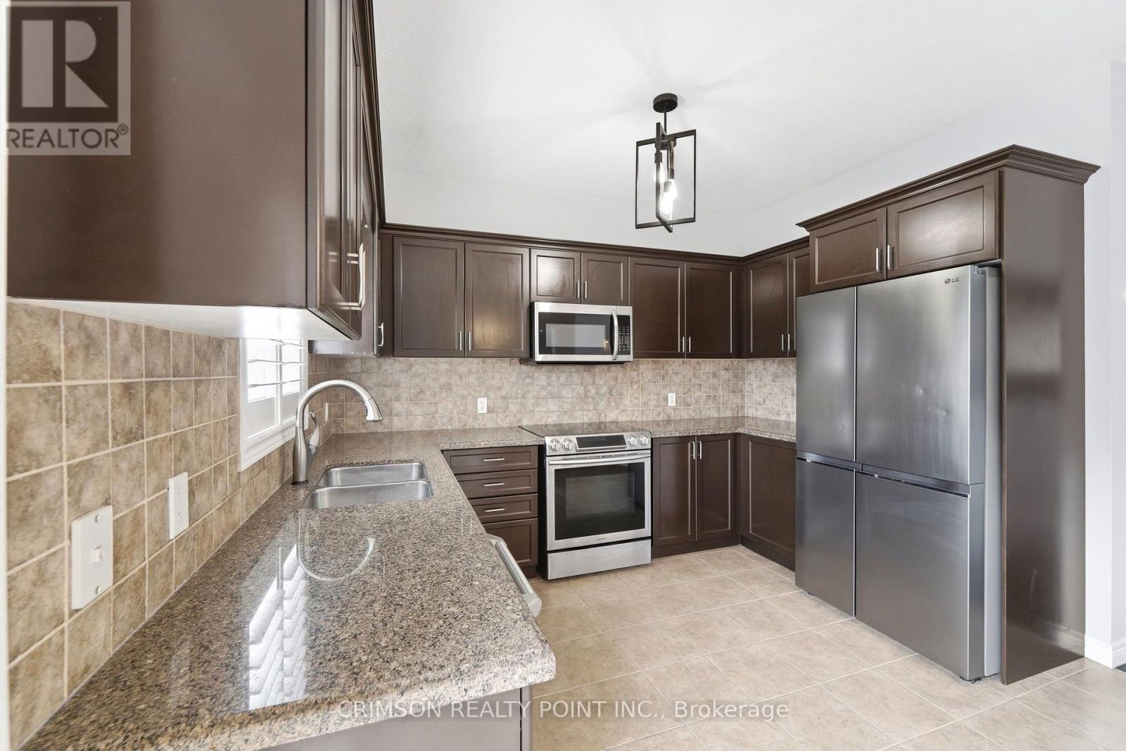 51 WHITWORTH TERRACE - Image 20
