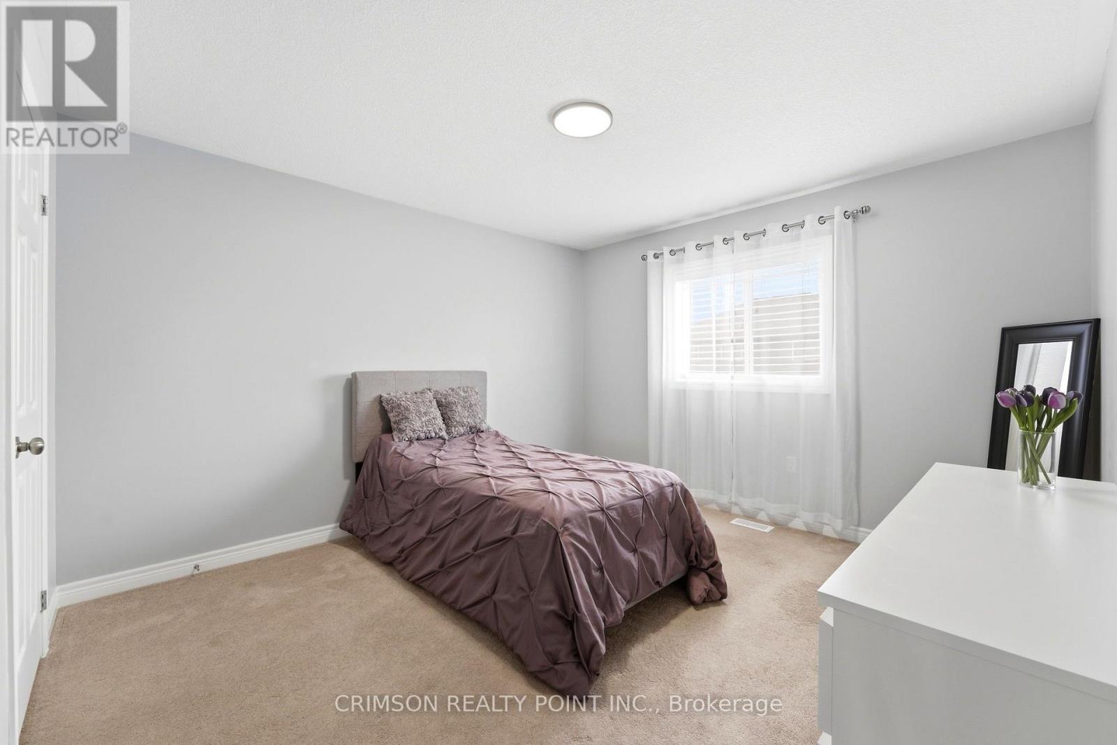 51 WHITWORTH TERRACE - Image 35