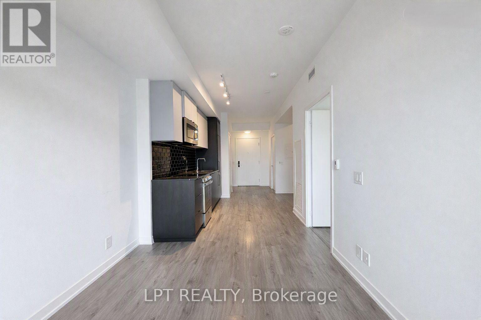 #609 285 DUFFERIN STREET - 5