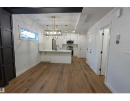 9632 #1 And #2 110 Ave Nw, Edmonton, AB T5H1H5 Photo 24