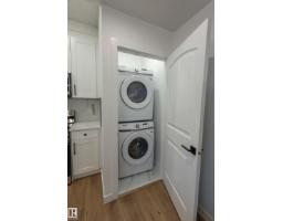 9632 #1 And #2 110 Ave Nw, Edmonton, AB T5H1H5 Photo 26