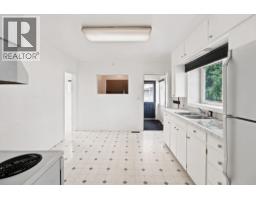 225 14 Avenue N, Cranbrook, BC V1C3W3 Photo 15