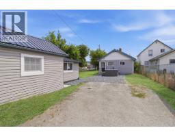 225 14 Avenue N, Cranbrook, BC V1C3W3 Photo 35