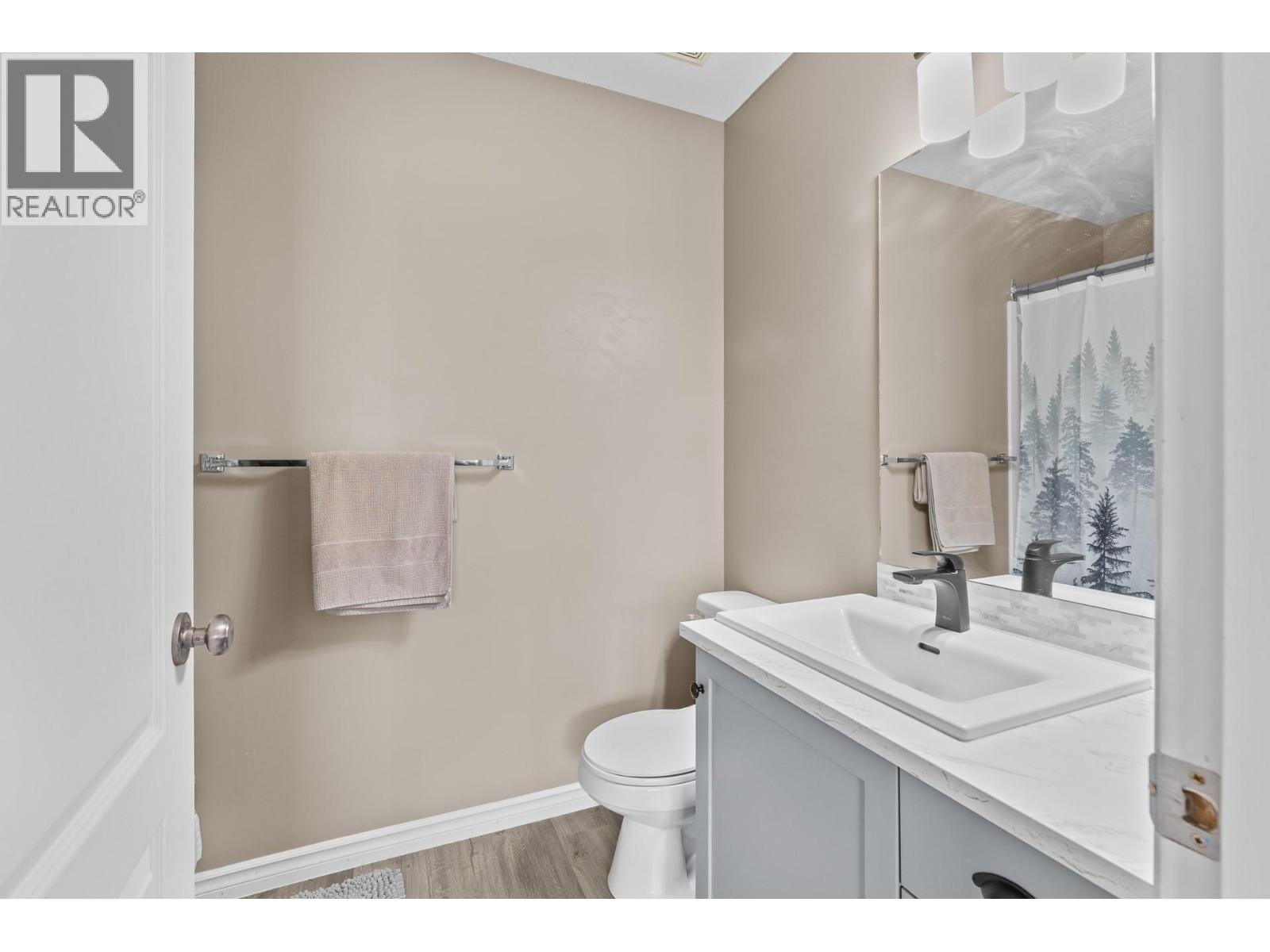 715 Hemlock Road, Kelowna