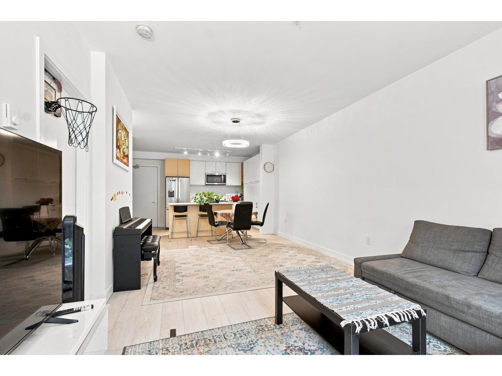118 13963 105 BOULEVARD, Surrey