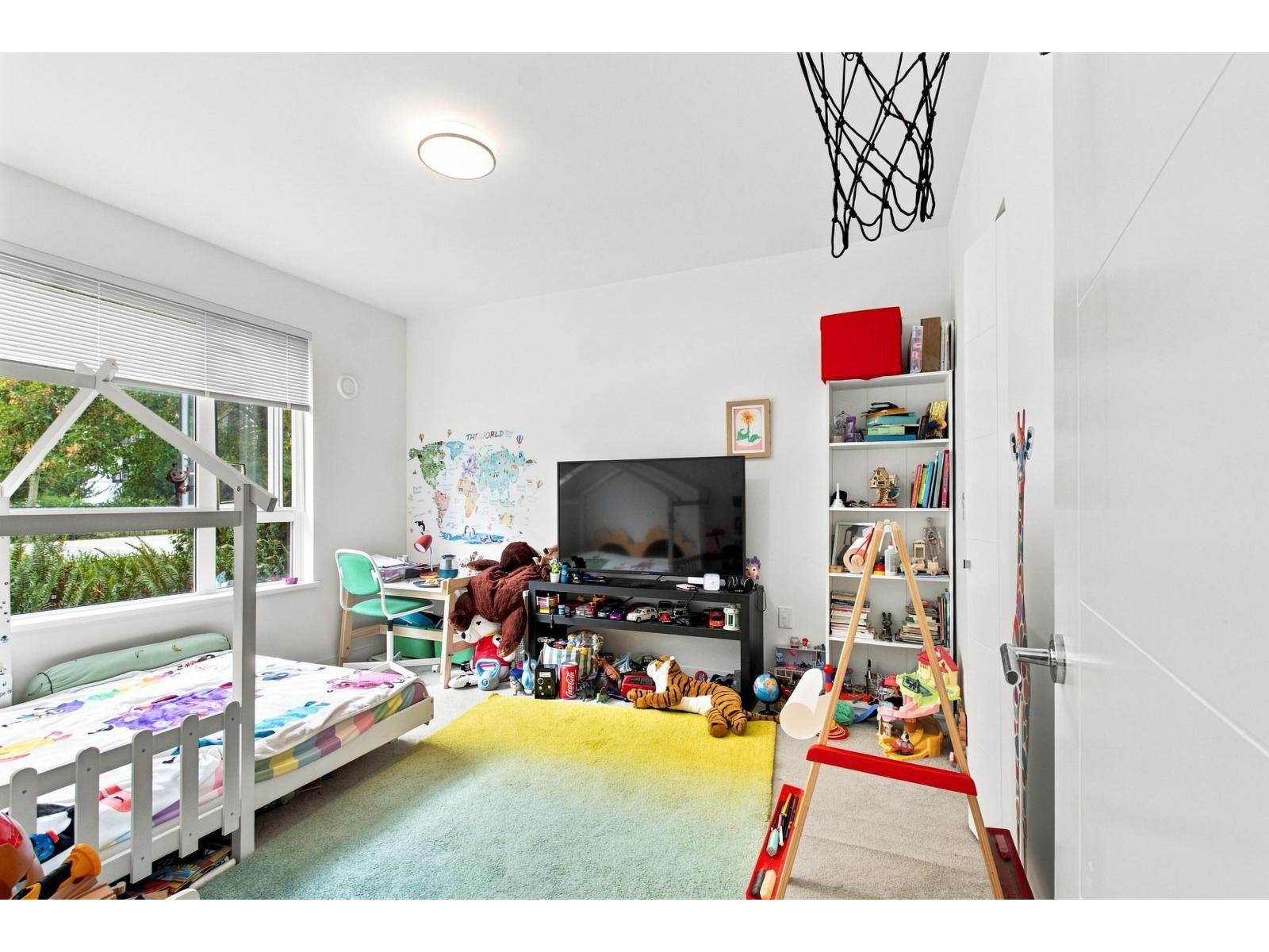 118 13963 105 BOULEVARD, Surrey