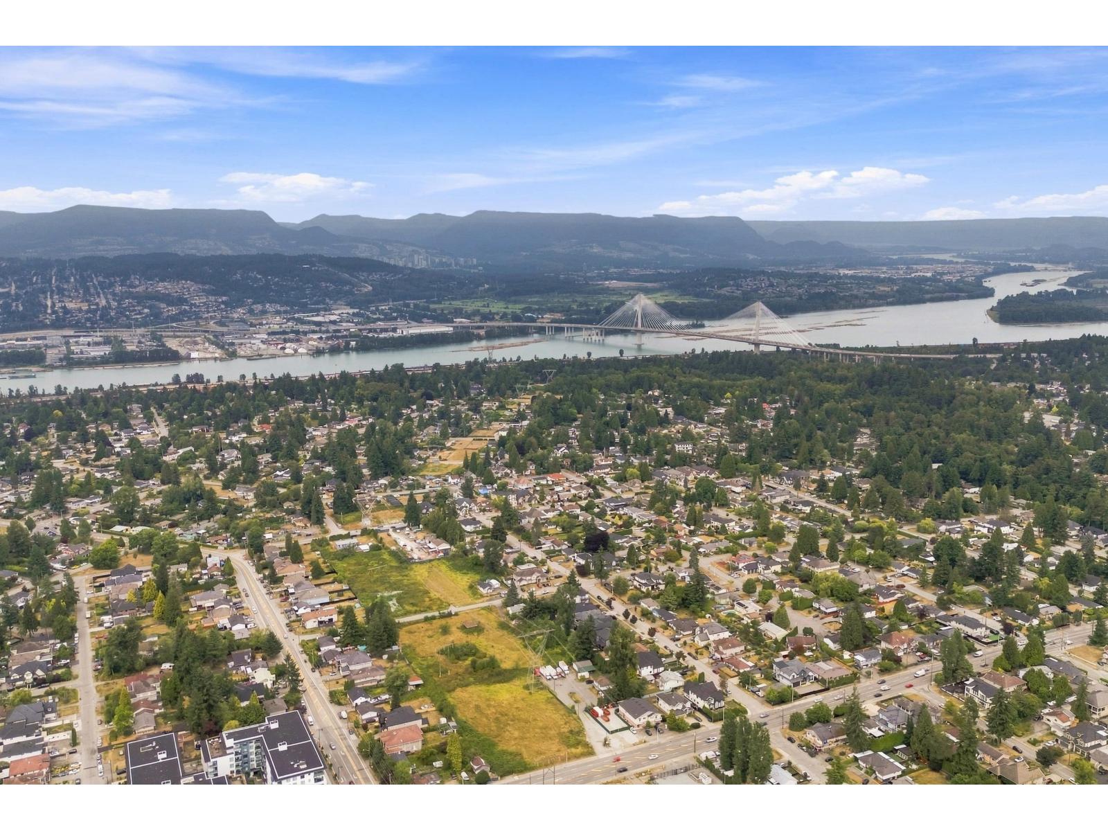 118 13963 105 BOULEVARD, Surrey