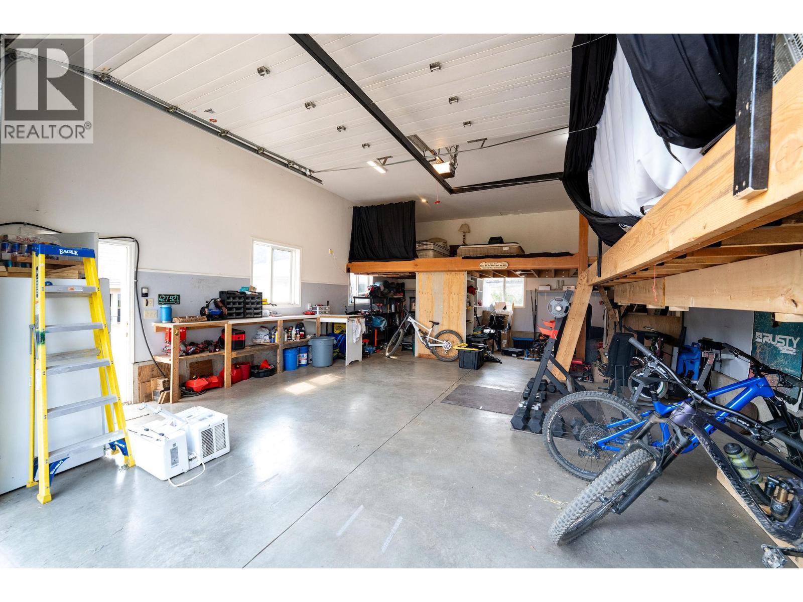 1506 Mountain View Drive, Revelstoke