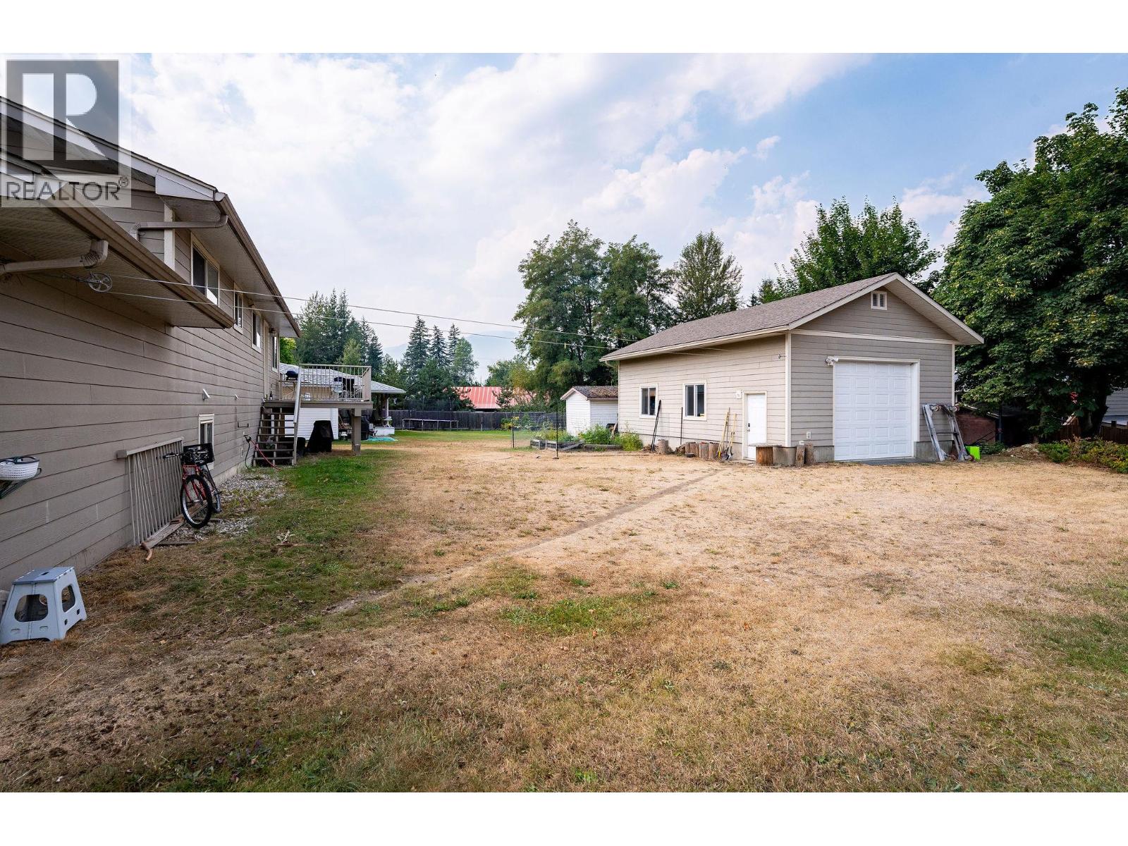 1506 Mountain View Drive, Revelstoke