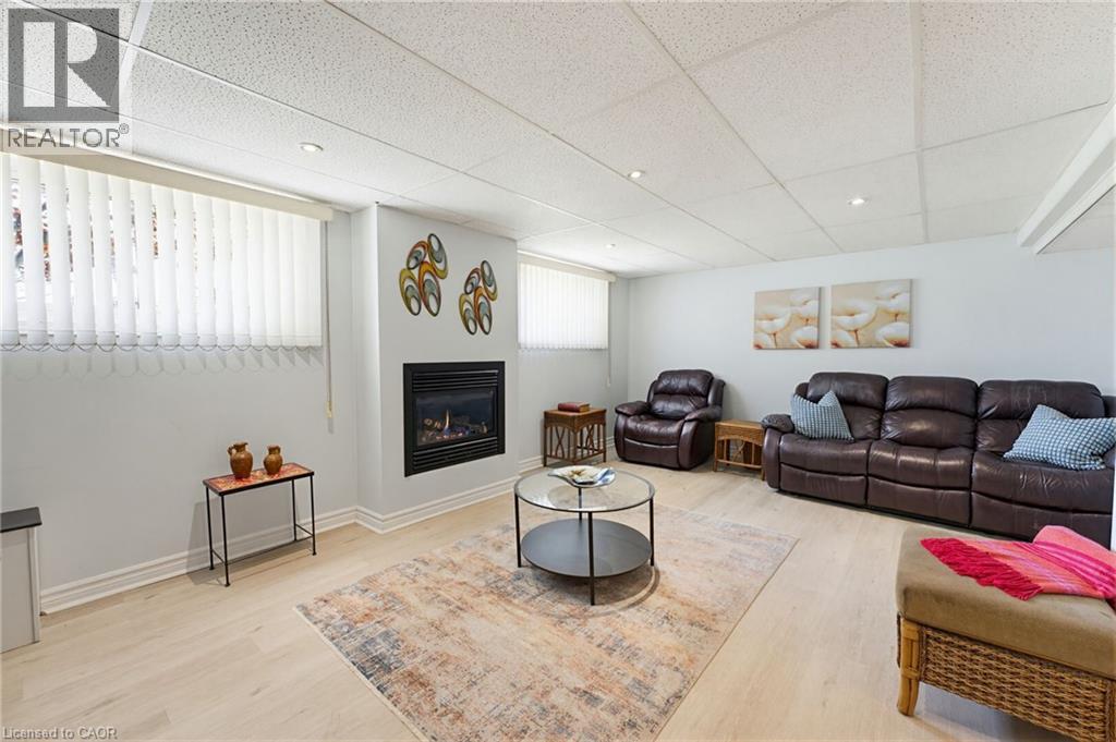 26 RIVERCREST Road - 19