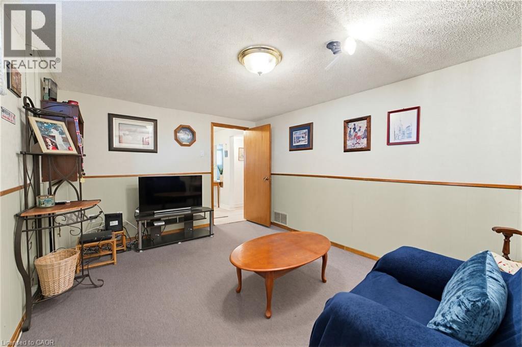 26 RIVERCREST Road - 25