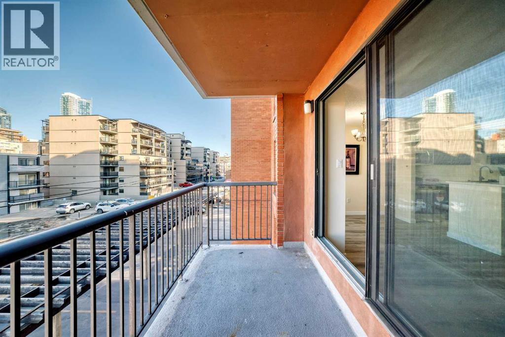 #306 1334 14 Avenue SW - 19