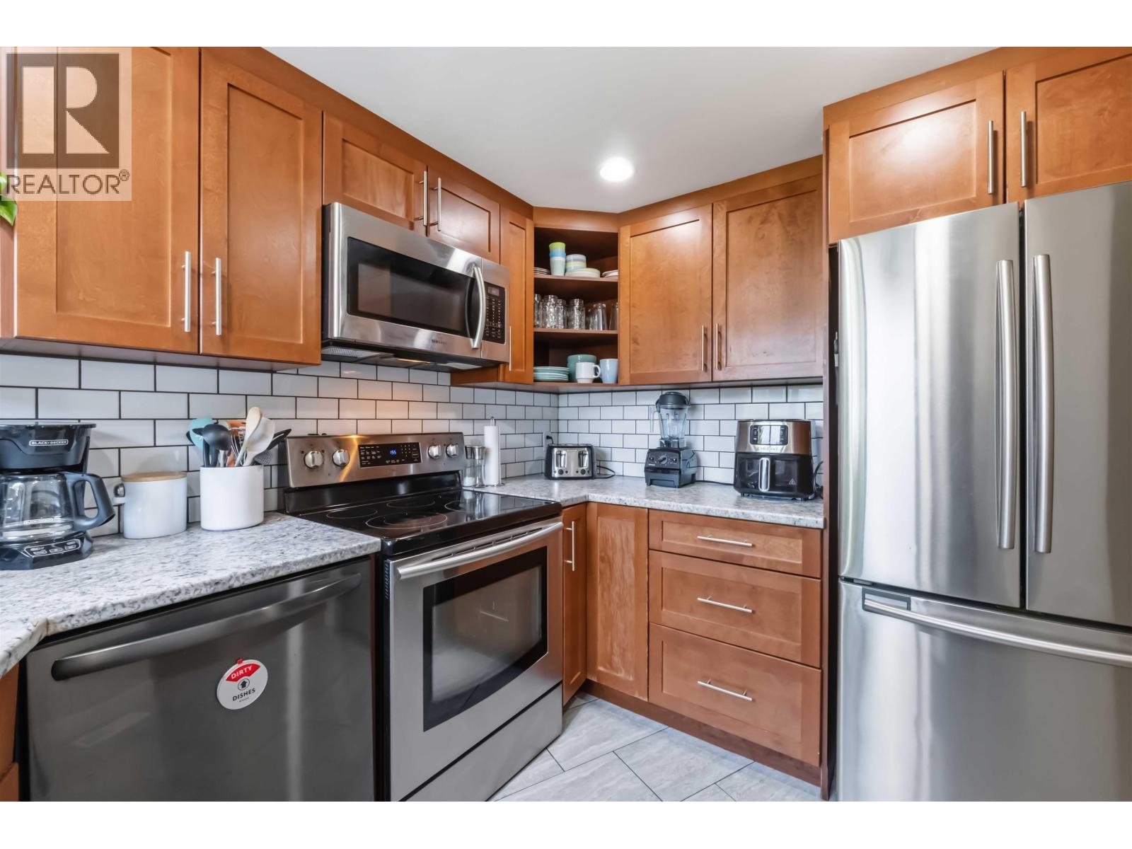 8 19240 119 AVENUE, Pitt Meadows