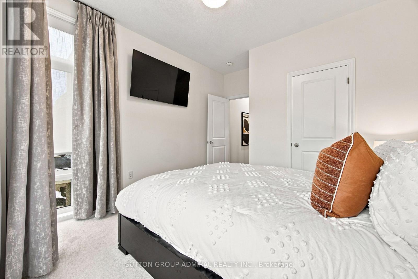 46 FISH DRIVE - Image 29