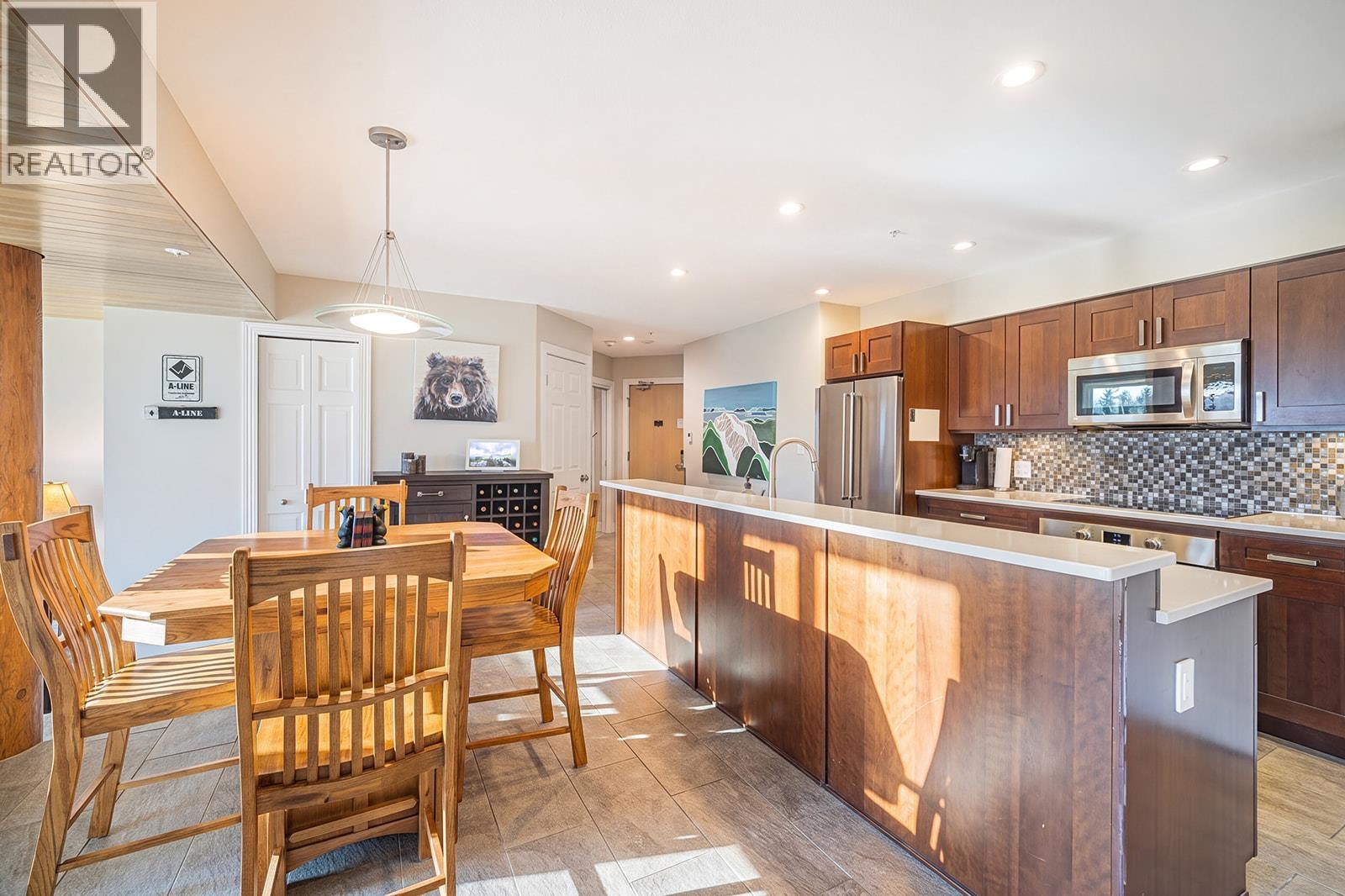 203 3217 BLUEBERRY DRIVE, Whistler