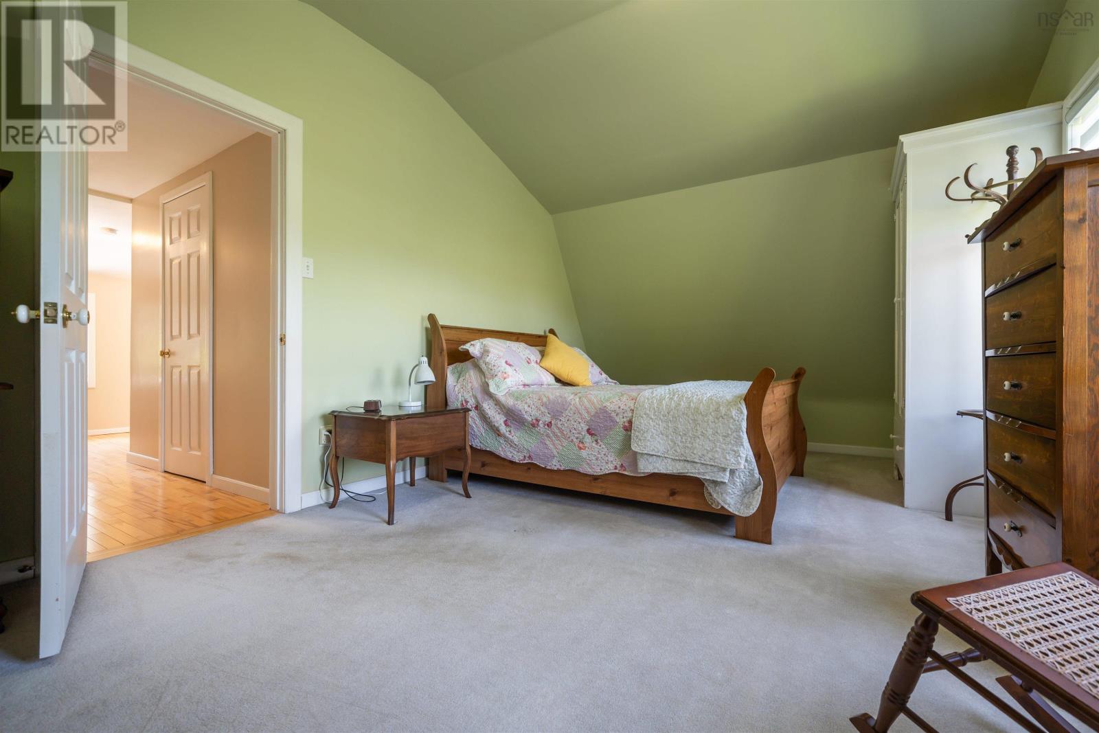 Property 31 of 33 of 635 Willow St Street