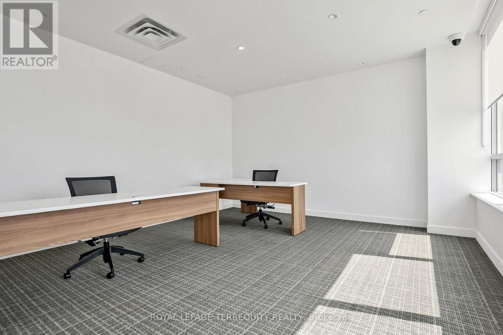 #415 55 REGENT PARK BOULEVARD - Image 31
