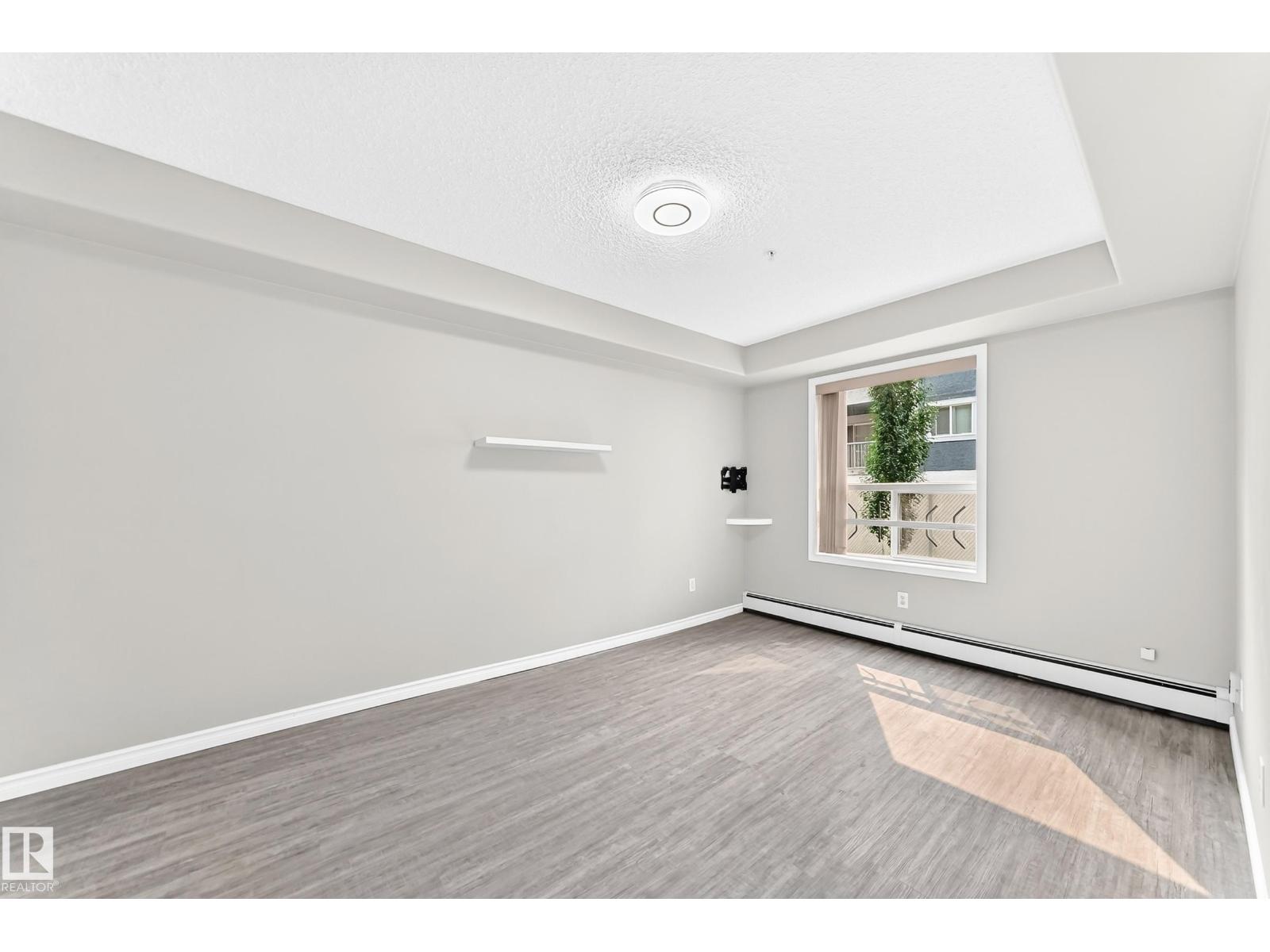 #137 9704 174 ST NW - 18
