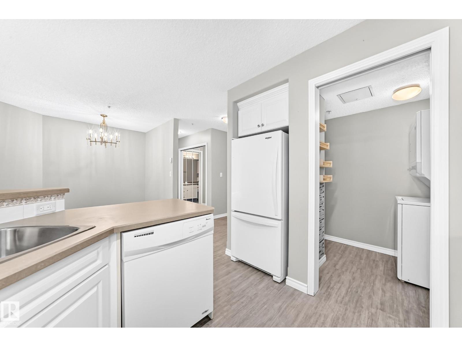 #137 9704 174 ST NW - Image 7