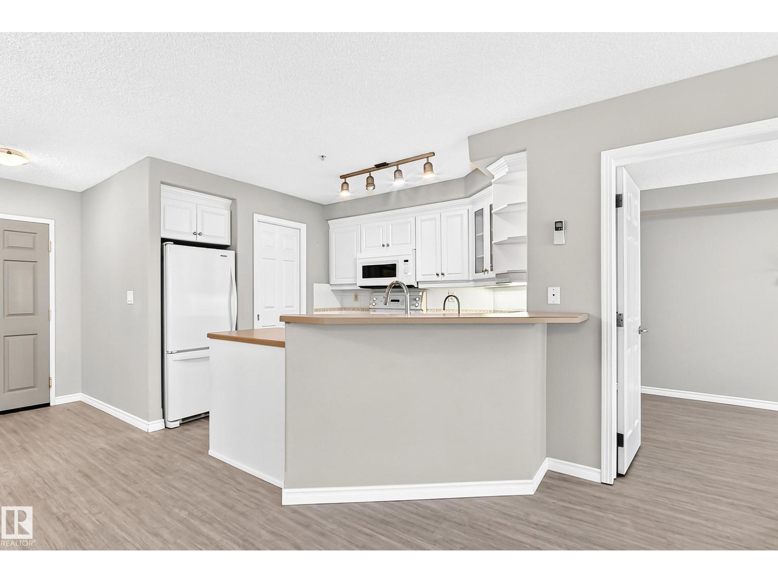 #137 9704 174 ST NW - 5