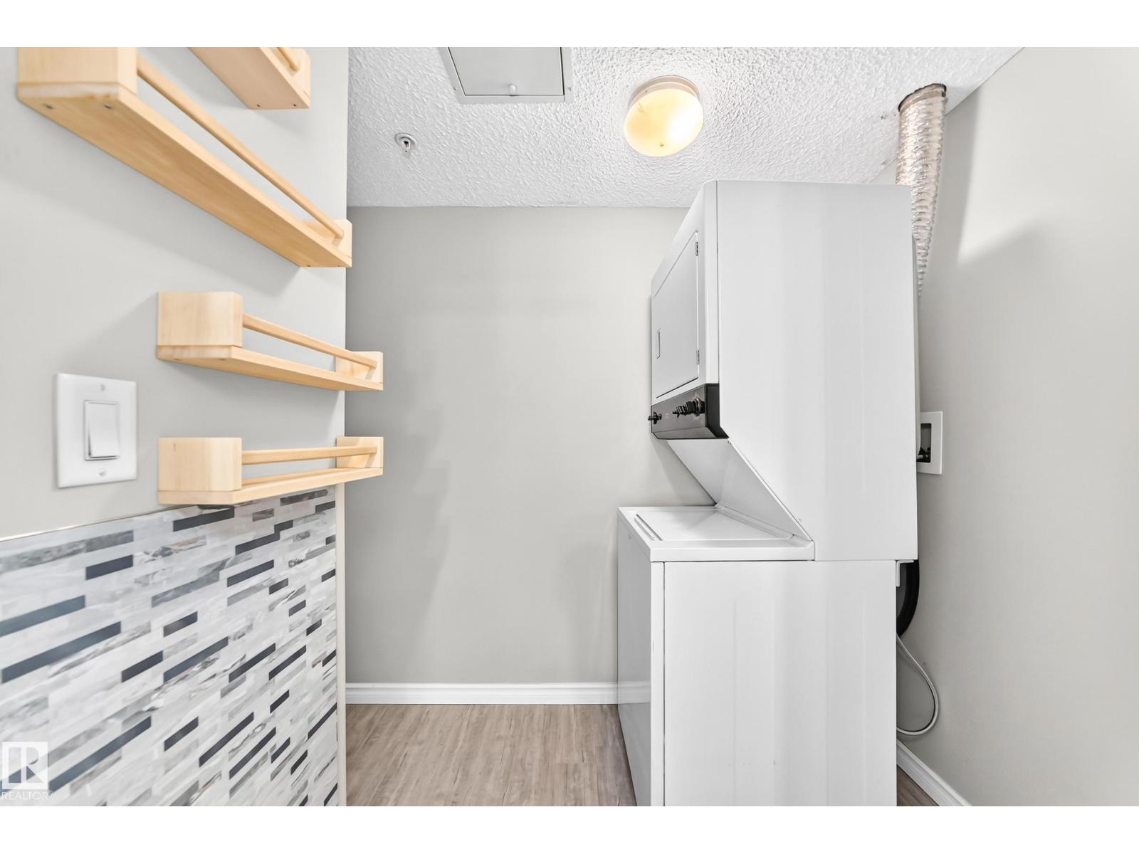 #137 9704 174 ST NW - 28