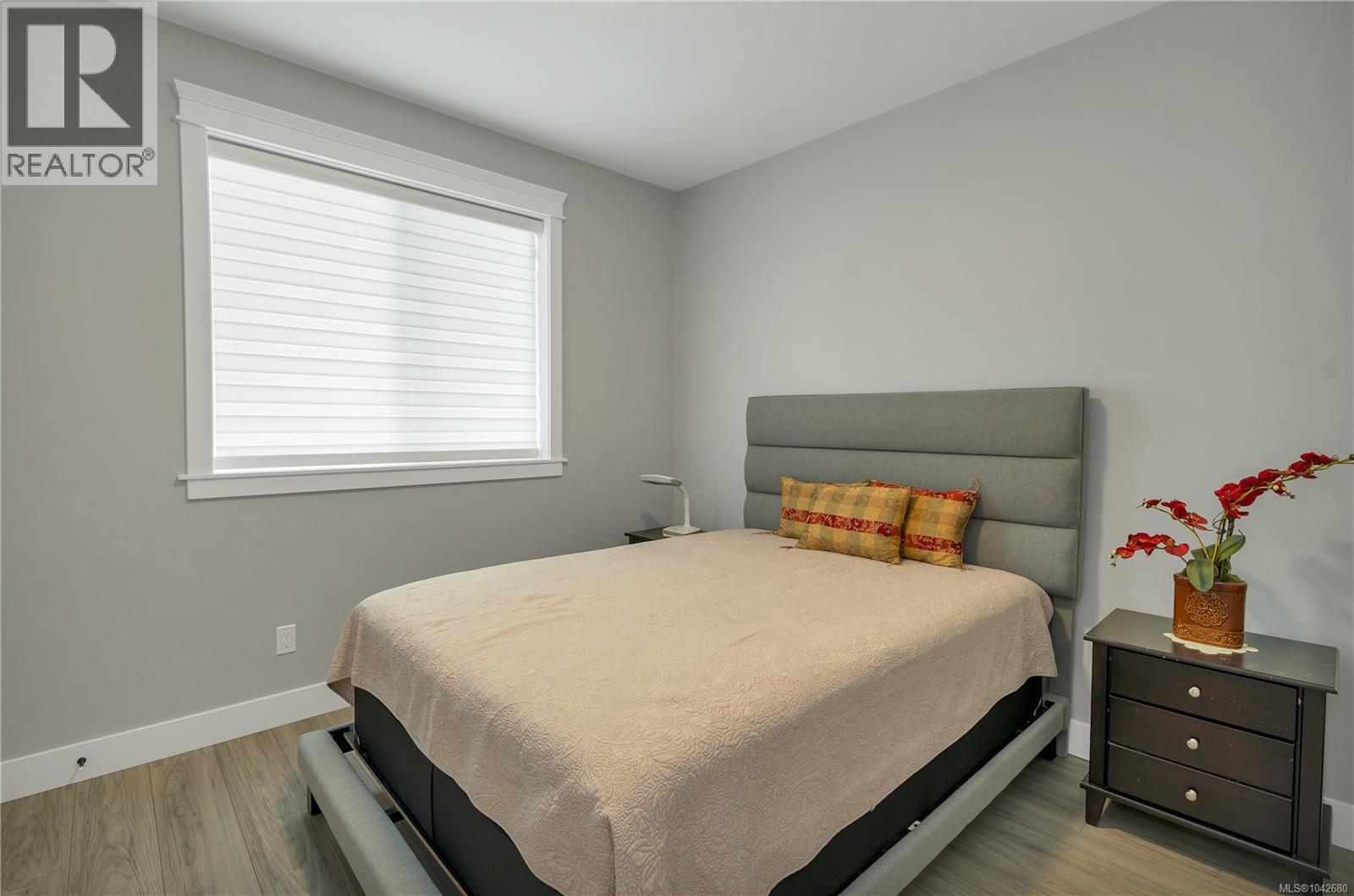 188 Vermont Dr - Image 17