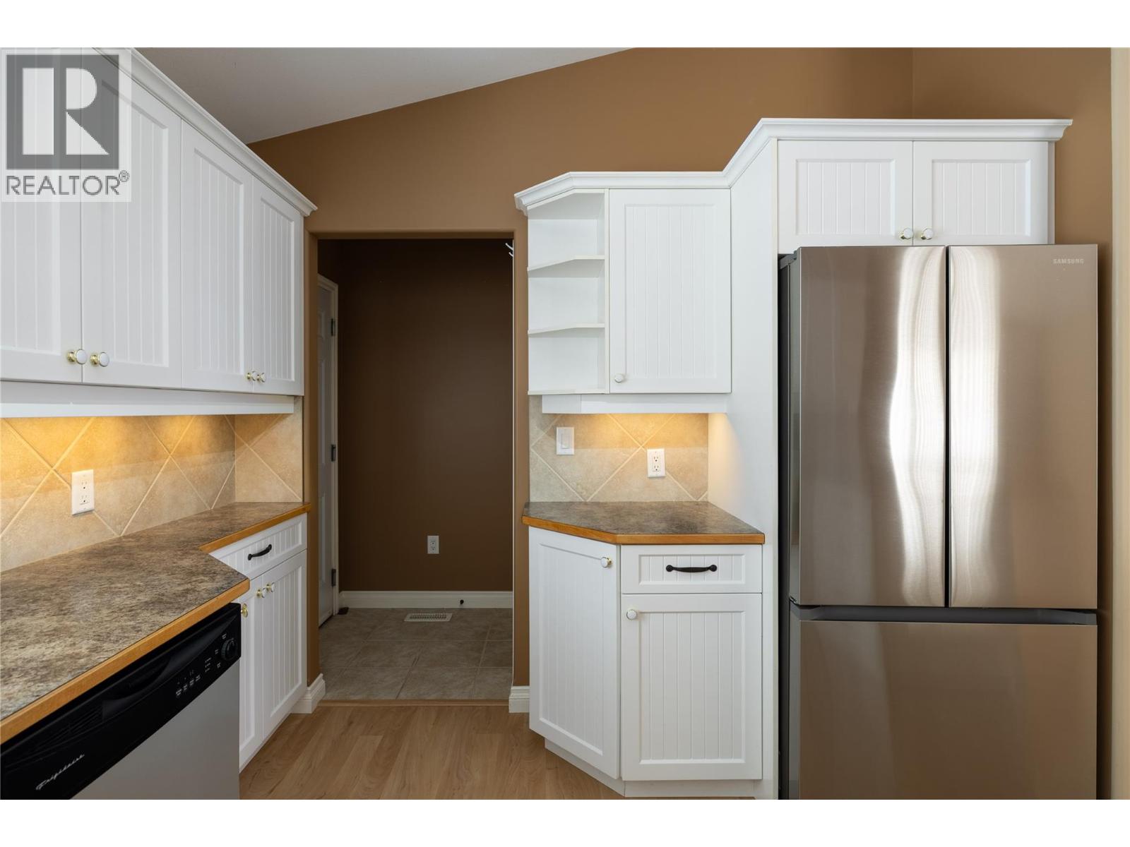 #10 1231 10 Street SW - 30